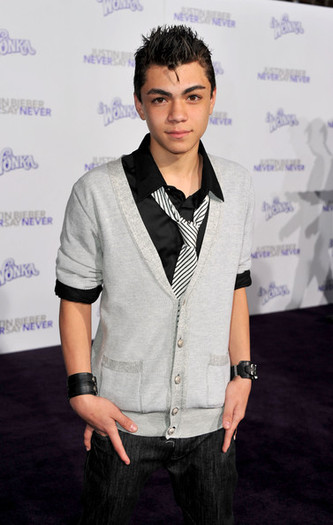 Adam+Irigoyen+Premiere+Paramount+Pictures+VTvEInPNWkJl - adam irigoyen