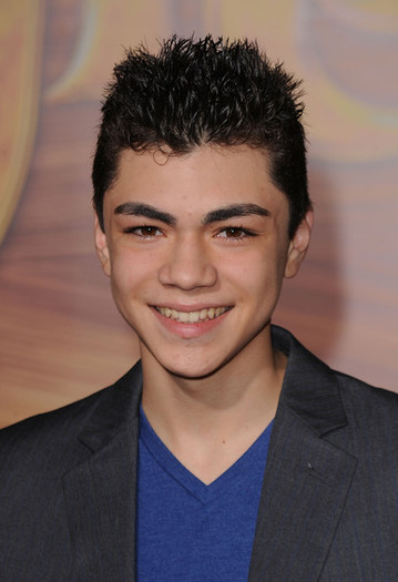 Adam+Irigoyen+Premiere+Walt+Disney+Pictures+6dGDjBSNhAnl - adam irigoyen