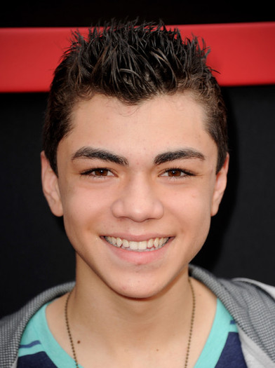 Adam+Irigoyen+Premiere+Walt+Disney+Pictures+LrbFL4plcAWl - adam irigoyen