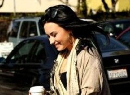 Demi-Lovato--vesela-in-primele-poze-dupa-externare--foto-