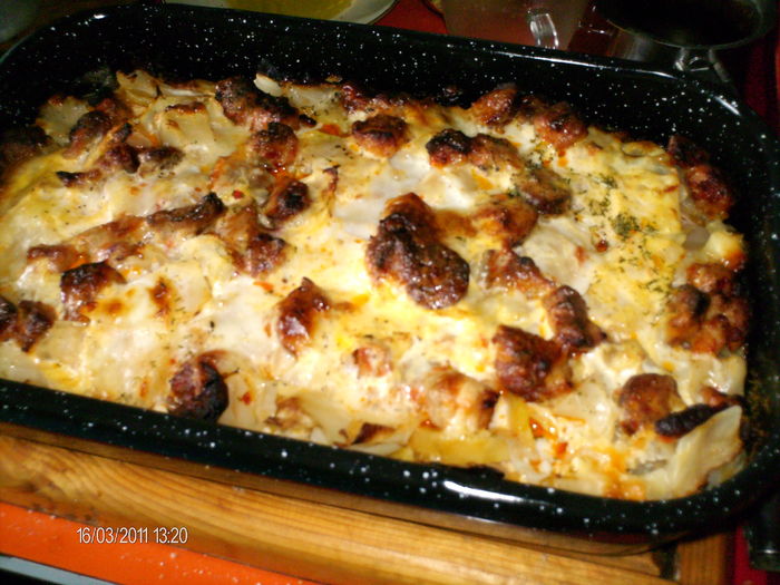 budinca de cartofi cu varza dulce