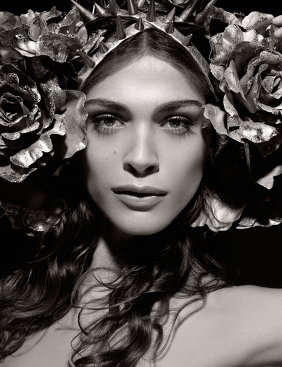 FLORA-Elisa-Sednaoui