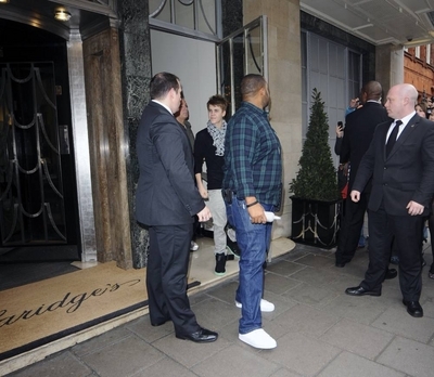  - 2011 Leaving His Hotel In London March 16th