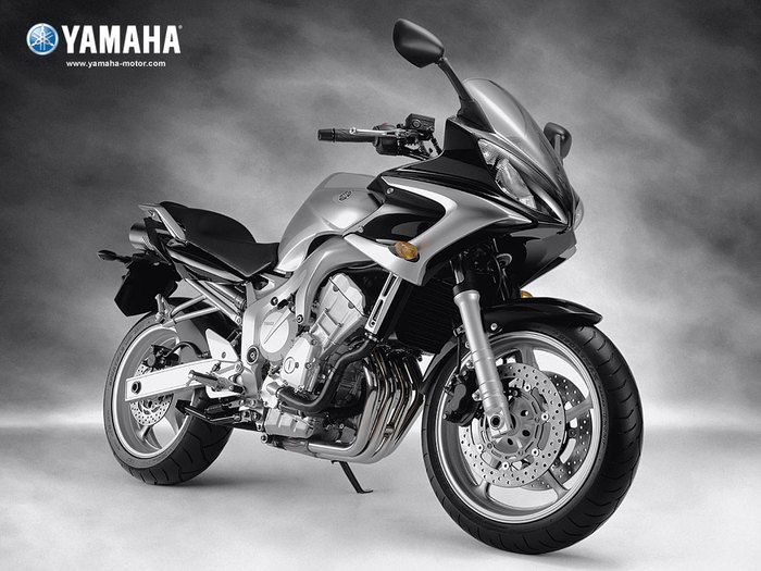 yamaha_002 - motociclete