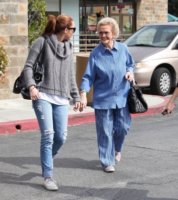  - x Out in Toluca Lake - 17th March 2011