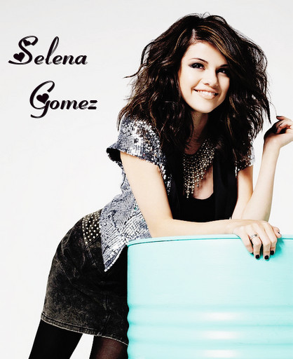 33250427_FZFRUCXMW - selena gomez glittery