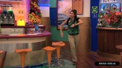 normal_brenda-song-0013