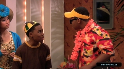 normal_brenda-song-0036