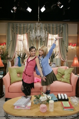 normal_Suite_Life_S1_03