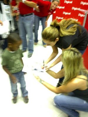 normal_015~32 - Signing Autographs in Haiti 0