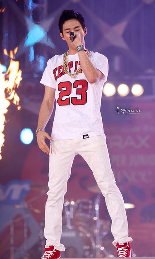 tumblr_l7tc2bfkUE1qaxukqo1_500 - Choi Minho