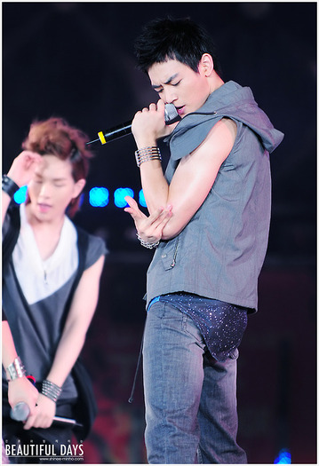 tumblr_l7ouuspRih1qaxukqo1_500 - Choi Minho