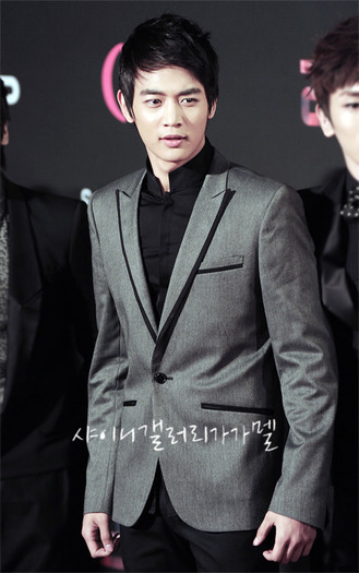 tumblr_ld6304qh8Z1qaxukqo1_500 - Choi Minho
