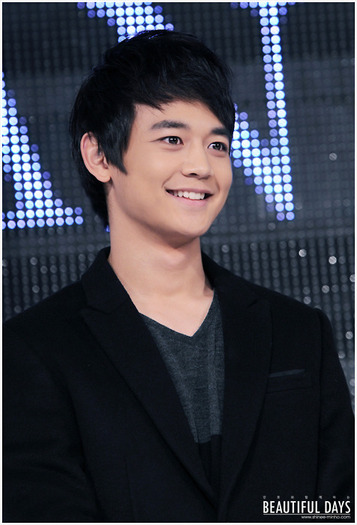 tumblr_ldh9psontS1qaxukqo1_500