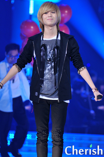 tumblr_lhkp0fT2pm1qd0fz8
