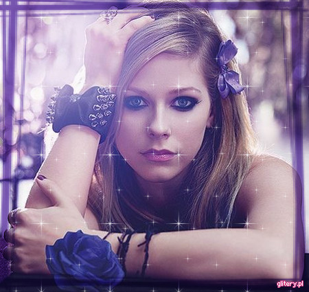  - Avril Lavigne Glittery