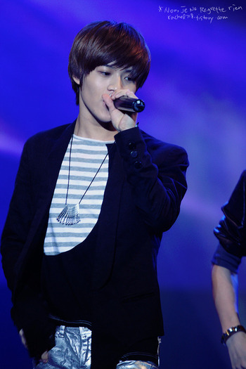 tumblr_l023mibbgu1qa4rk1o1_500 - Lee Taemin