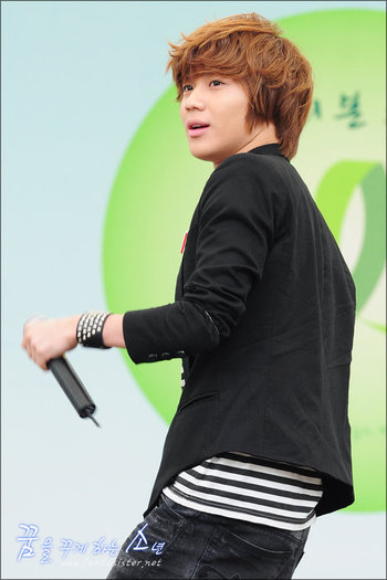 tumblr_l25v5m7qrt1qa4rk1o1_500 - Lee Taemin