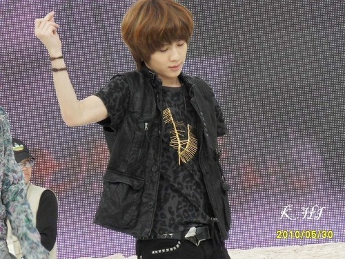tumblr_l36yn6ZadU1qa4rk1o1_500 - Lee Taemin