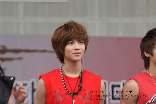 tumblr_l43df6ZKsc1qa4rk1o1_500