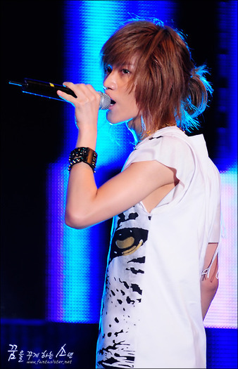 tumblr_l9cncpj9Ak1qa4rk1o1_500 - Taeminuuu