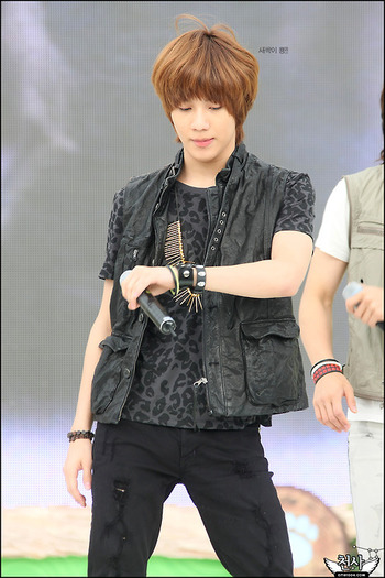 tumblr_l3aorbf4Gz1qa4rk1o1_500 - Taeminieee