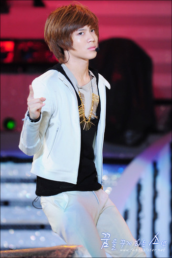 tumblr_l3ca0wX3va1qa4rk1o1_500 - Taeminieee