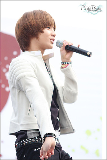 tumblr_l3cb01MEhT1qa4rk1o1_500 - Taeminieee