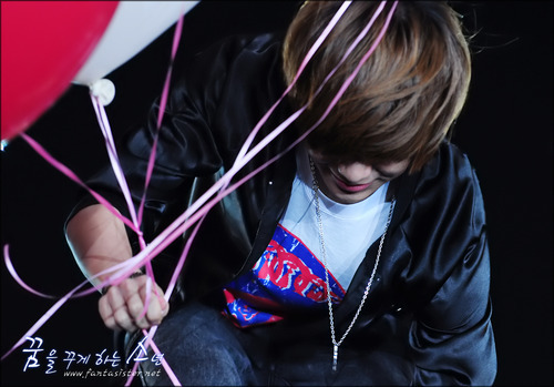 tumblr_l1ebxlr0lU1qa4rk1o1_500 - Taeminieee