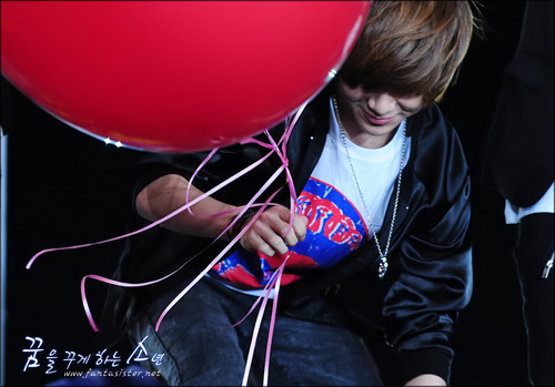 tumblr_l1ebxv6xmS1qa4rk1o1_500 - Taeminieee