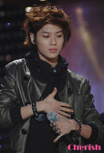 tumblr_kvimc2Jhcx1qa4rk1o1_500 - Taeminieee
