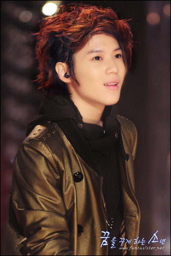 tumblr_kvsx1vEWwL1qa4rk1o1_500 - Taeminieee