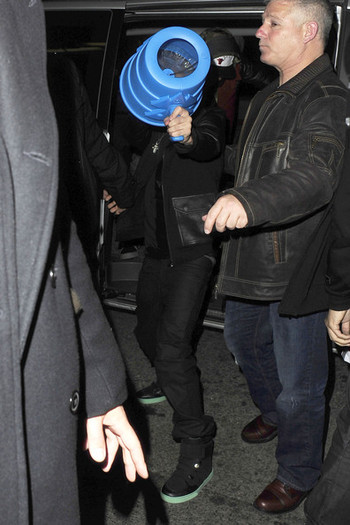 Justin+Bieber+Justin+Bieber+Jaden+Smith+La+7_hN9F-Kbr5l - justin bieber 2011