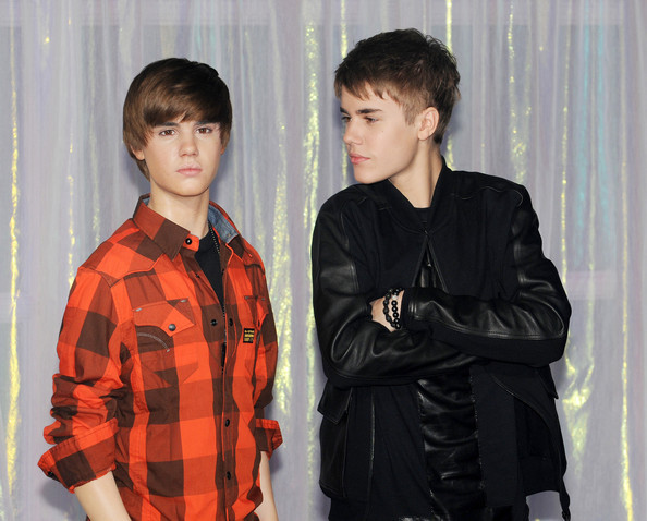 Justin+Bieber+Justin+Bieber+Madame+Tussauds+ExA1YRCdo0vl - justin bieber 2011