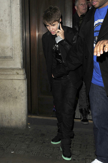 Justin+Bieber+Justin+Bieber+Jaden+Smith+La+wsGW2xXndJql - Justin Bieber and Jaden Smith at La Porte Des Indes