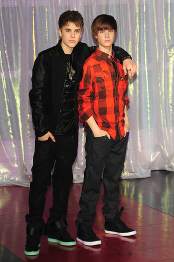 Justin+Bieber+Justin+Bieber+Madame+Tussauds+weYiSXbnljdl - Justin Bieber at Madame Tussauds 3