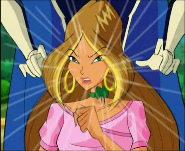 2x23-FloraShouldered2 - winx flora