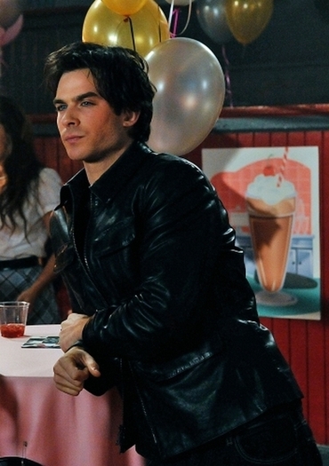 the-vampire-diaries-1x12-1