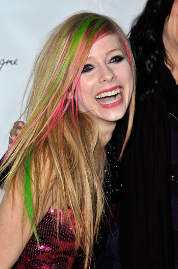 Avril Lavigne Avril Lavigne Album Release xiDF5OH0uM9l