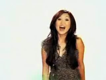 21103675_FOIHJXRBH - Brenda Song Disney Channel intro 3