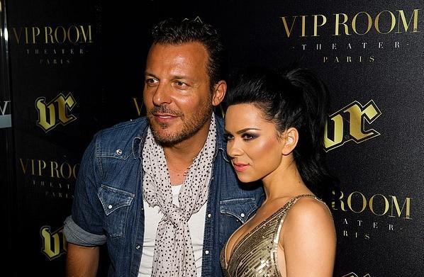 inna1; e super rochia acesta
