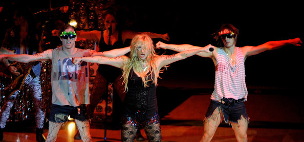 Kesha+Ke+ha+Performs+Concert+Madrid+gIRLER9DU34l - for you