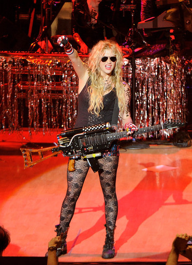 Kesha+Ke+ha+Performs+Concert+Madrid+l_v1CoWyrXDl - for you