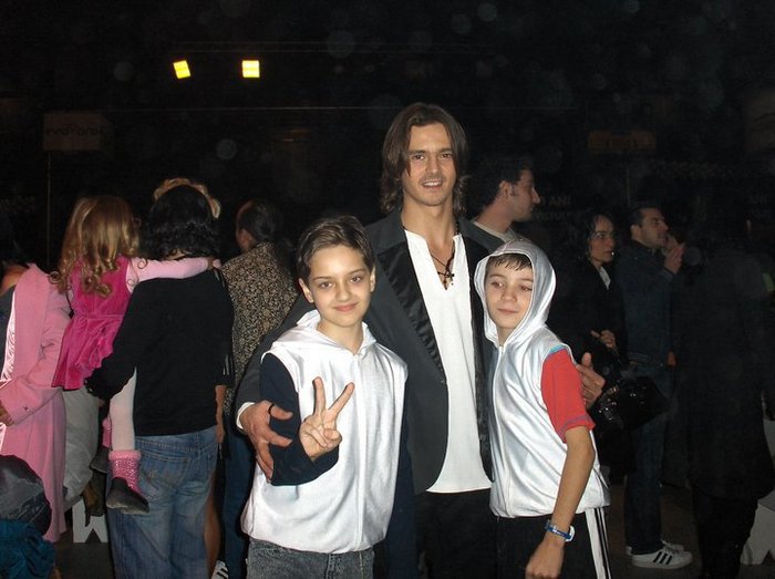 180231_124232864315221_100001855248136_168685_6958002_n