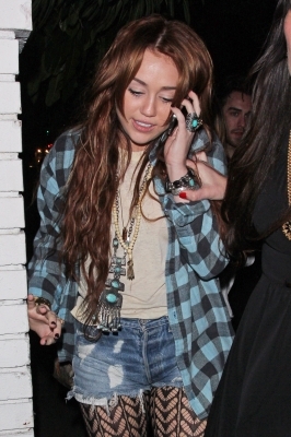 normal_001 - Arriving at Chateau Marmont in West Hollywood 0