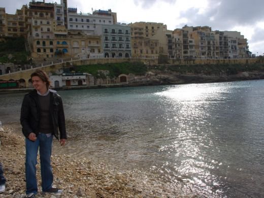 154354_104688292936345_100001855248136_35820_8211023_n