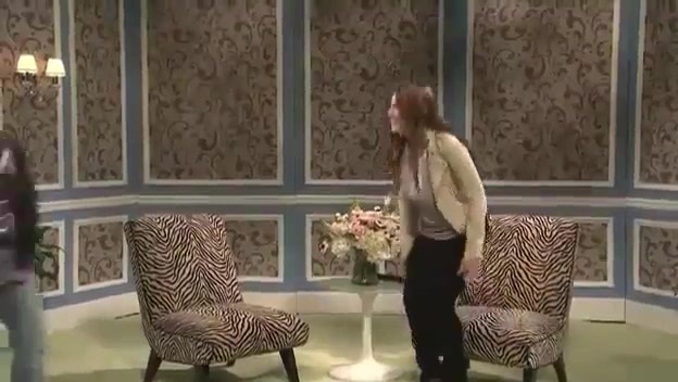 Miley Cyrus  as Justin Bieber  SNL 0570 - 0-0 Miley Cyrus as Justin Bieber  SNL