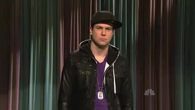 Miley Cyrus  as Justin Bieber  SNL 0754