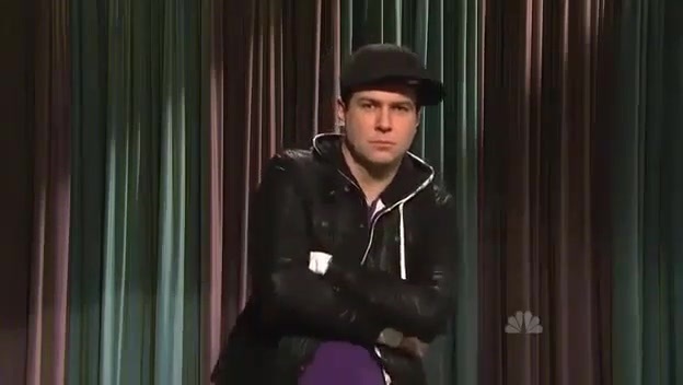 Miley Cyrus  as Justin Bieber  SNL 0762