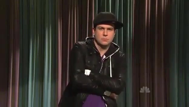 Miley Cyrus  as Justin Bieber  SNL 0765